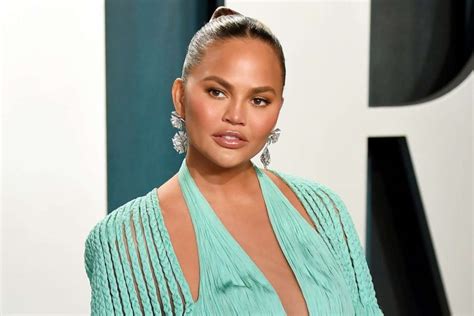 Chrissy Teigen Nationality Is Chrissy Teigen White Abtc