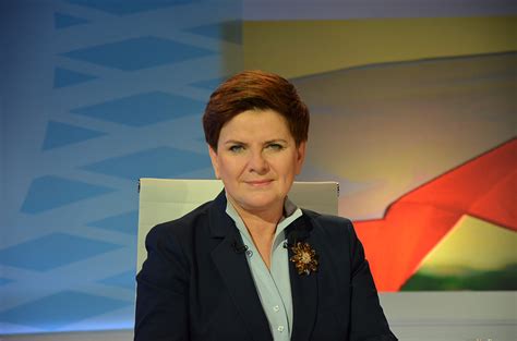 B Szydło o sondażowych wynikach wyborów Polacy pozytywnie ocenili