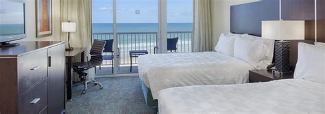 King Oceanfront Pool View Jacuzzi Suite : Holiday Inn Resort Daytona ...