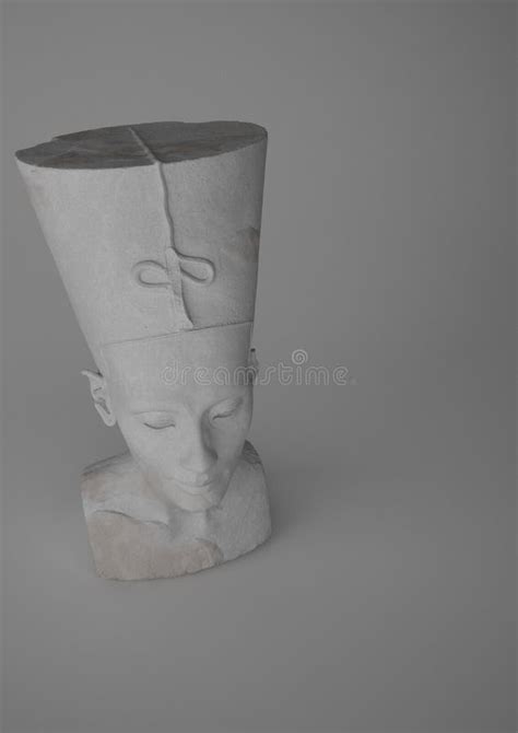 Nefertiti Statue Made Of White Stone Stock Illustration Illustration