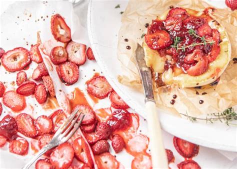 how to cook strawberries in the oven