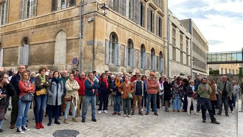 Enseignant Tu Arras Personnes R Unies Niort Pour Rendre