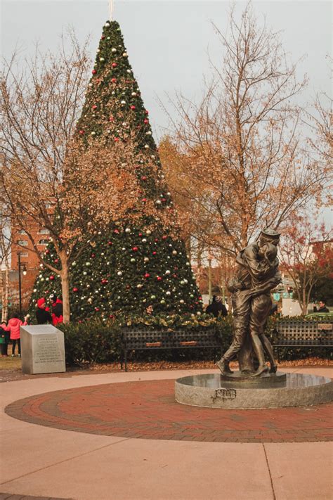 Holiday Yule Log Bonfire And Holiday Marketplace At Town Point Park The