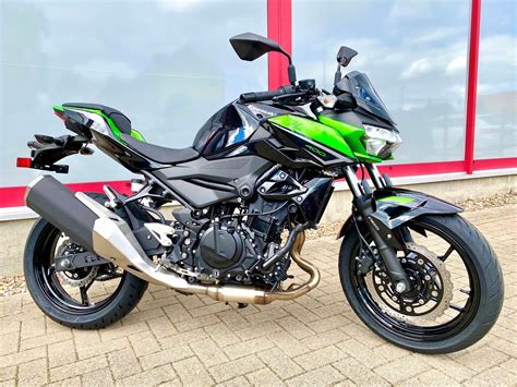 kawasaki net worth 2023