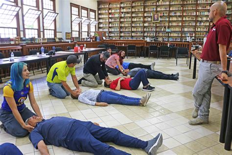 Capacitan a Personal de la UAdeC en Atención de Urgencias Médicas UAdeC