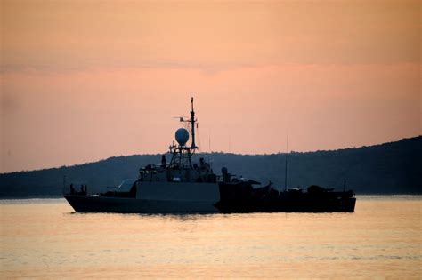 Angkatan Laut China Bantu Selamatkan Kapal Selam Kri Nanggala Yang