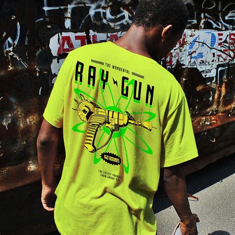 Call Of Duty Ray Gun Yellow T Shirt Eu Call Of Duty Store