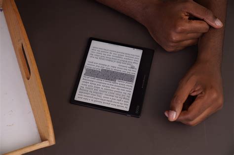 The Onyx Boox Leaf Is A Serious Upgrade From The Original Good E Reader