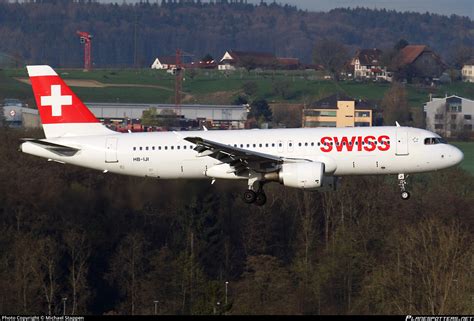 HB IJI Swiss Airbus A320 214 Photo By Michael Stappen ID 1161308