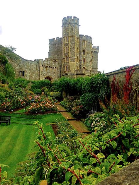 Windsor Castle Gardens Photograph by Ydania Ogando - Pixels