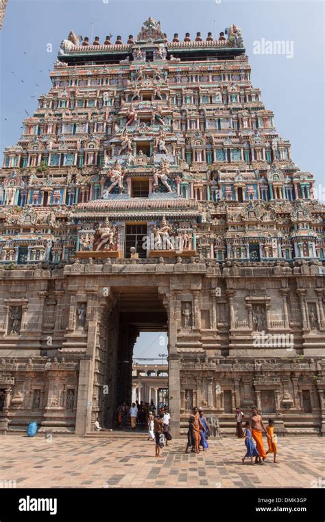 Gopuram Or Entrance To The Nataraja Temple In Chidambaram Chola Art