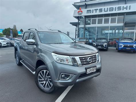 Nissan Navara St X D Auto Wd