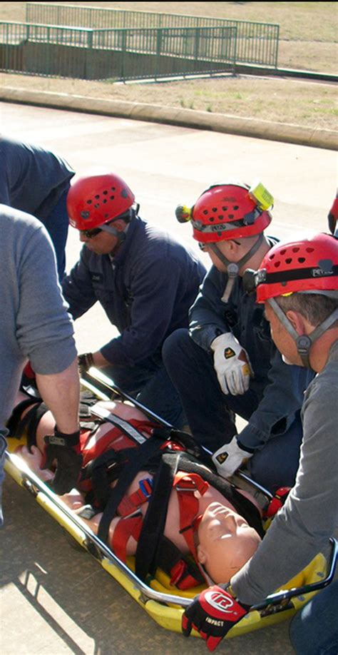 Confined Spacehigh Angle Rescue Training Ers Training