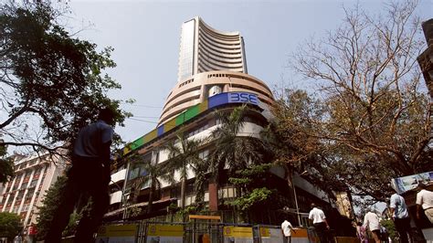 Sensex Opens In Green Trades Above 53 000 Mark Nifty Begins Session At 15 847 Hindustan Times