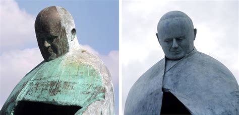 La Statua Restaurata Di Papa Wojtyla A Roma Termini Il Post