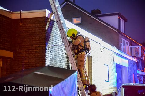 Brandweer Blust Brand In Spouwmuur Na Wegbranden Wespennest Voordijk