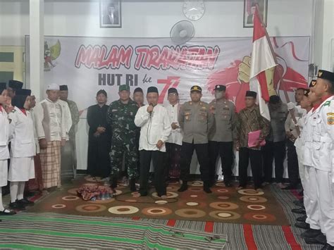 Menjelang Upacara HUT Ke 77 RI Pasukan Pengibar Bendera Kecamatan