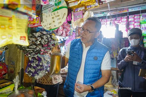 Mendag Pantau Stabilitas Harga Barang Kebutuhan Pokok Di Pasar Cibinong