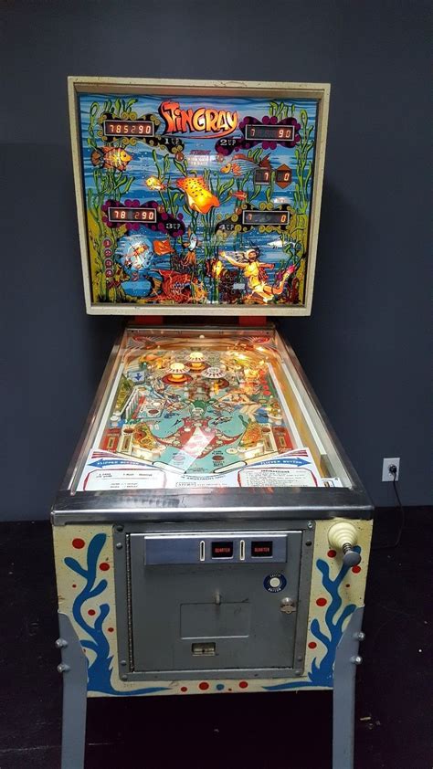 Stern Stingray Pinball Arcade Machine Sting Ray Pinball