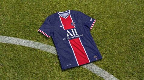 Psg Lan A Novos Uniformes Inspirados Em Modelos Da D Cada De