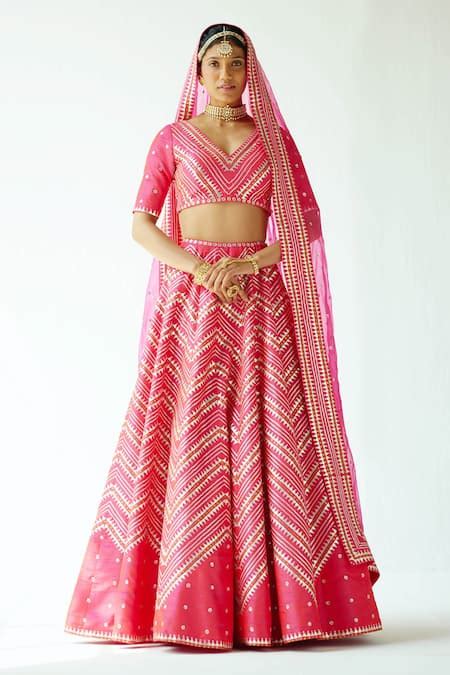 Buy Pink Raw Silk Embroidered Zari And Sequin Work V Neck Chevron