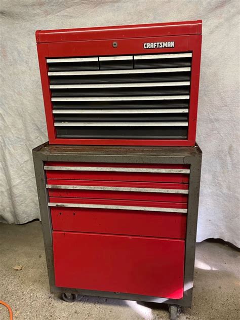 CRAFTSMAN ROLLING TOOL CABINET WITH CRAFTSMAN TOOLBOX ON TOP - Cornerbids