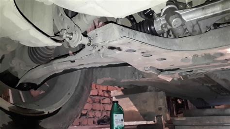 Снятие подрамника Tiida, Bluebird Sylphy G11. Замена рулевой рейки ...