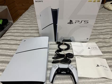 新型 Playstation 5 Slim Cfi 2000a01 By メルカリ