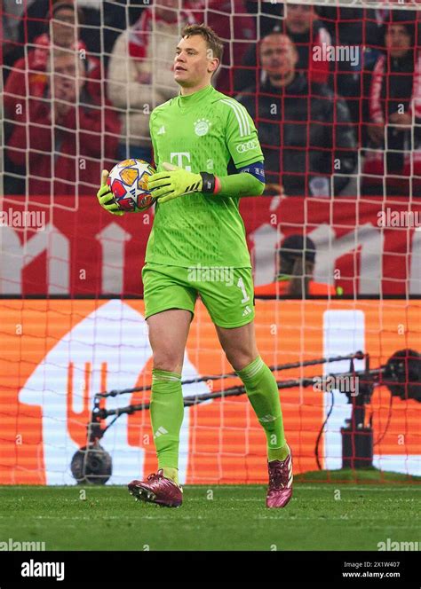 Manuel NEUER Goalkeeper FCB 1 In The Quarter Final Match FC BAYERN