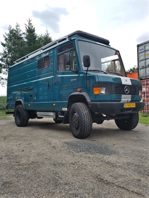 Mercedes 814D Off Grid 4x4 Bus Toffe Camper