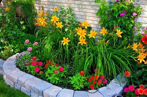 10+ Simple Flower Garden Ideas