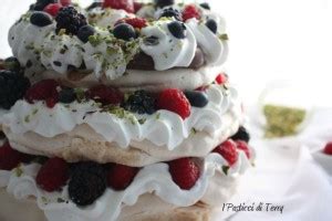 Dolci Pavlova Naked Cake I Pasticci Di Terry