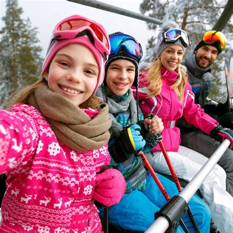 6 Best Family-Friendly Ski Resorts in New Mexico | Family Vacation Critic