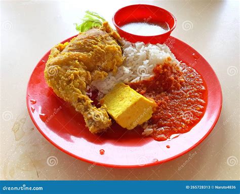 Singapore Nasi Ayam penyet stock image. Image of cuisine - 265728313