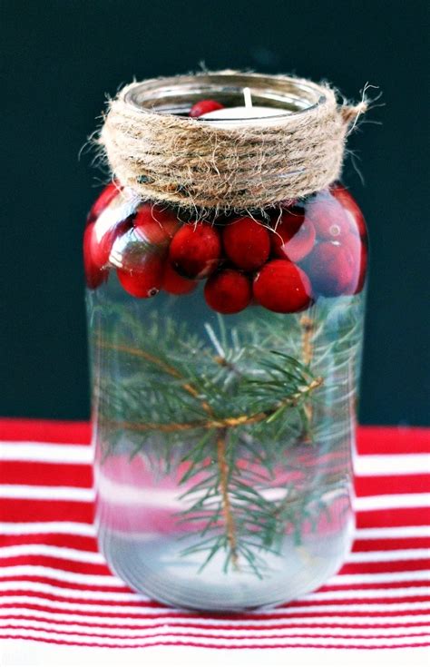 DIY Holiday Mason Jar Floating Candle