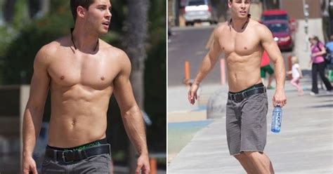 The Randy Report Dean Geyer Shirtless Glee Hunk