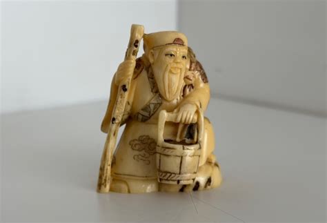 Netsuke W Drowiec Z Wiadrem Japonia Xx W Pozna Kup Teraz Na