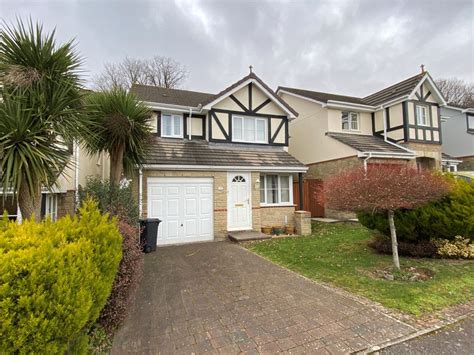 Bed Detached House For Sale In Woodfield Crescent Ivybridge Pl