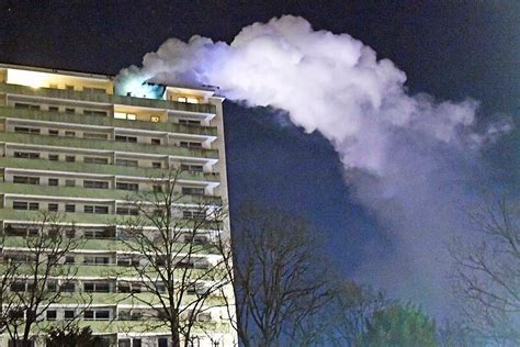 Feuer Im 15 Obergeschoss Mann 89 Stirbt Bei Zimmerbrand In