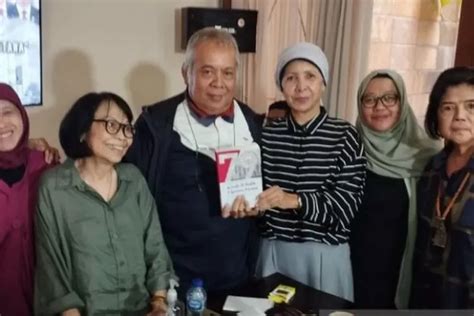 Ketika Wartawan Istana Menulis Buku Kisah Liputan Sejak Soeharto Hingga