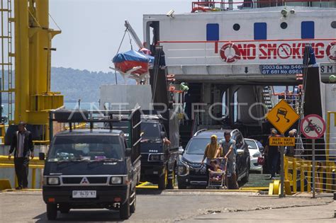 Pendaftaran Antrean Kendaraan Mudik Lebaran Kapal Penyeberangan