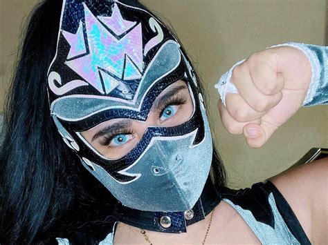 CMLL Luchadora Mystique rompe las redes y abrirá su Onlyfans