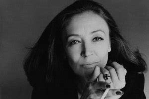 Lettera A Un Bambino Mai Nato Lo Struggente Monologo Di Oriana Fallaci