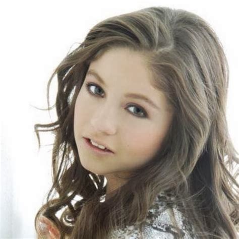 Karol Sevilla Youtube