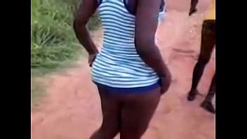 Zorras Bailando En La Calle XVIDEOS