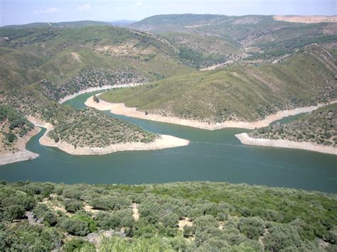 Río Tajo por el Parque Nacional de Monfragüe CÁCERES Parques