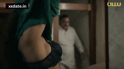 Indian Horny Waitress Hardcore Fucked With Client In Hotel Room 1