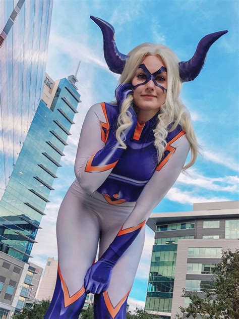 Mt Lady Cosplay From My Hero Academia Gigantification Quirkcosplay