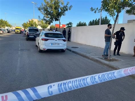 Detenido un menor por apuñalar a tres profesores y dos alumnos en un