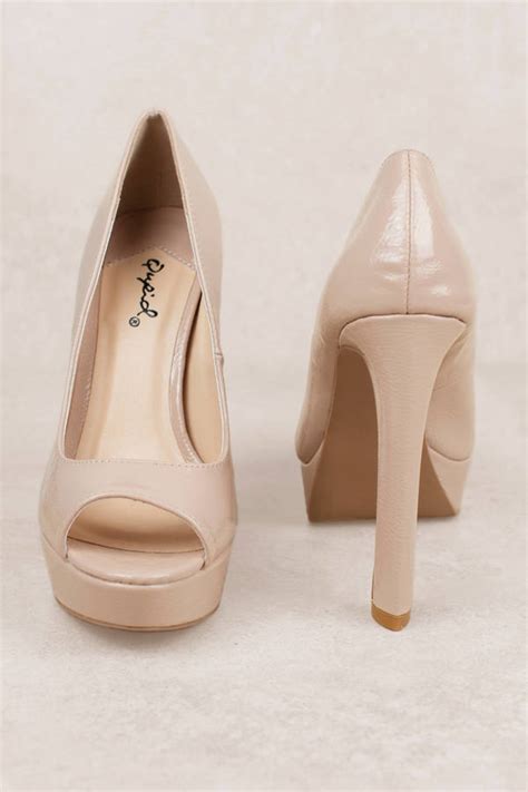 Buy Closed Toe Heels Nude In Stock